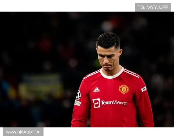 曼联赛季关键问题剖析:战术摇摆不定与C罗依赖如何破坏球队凝聚力? 曼联赛季关键问题剖析:战术摇摆不定与C罗依赖如何破坏球队凝聚力?