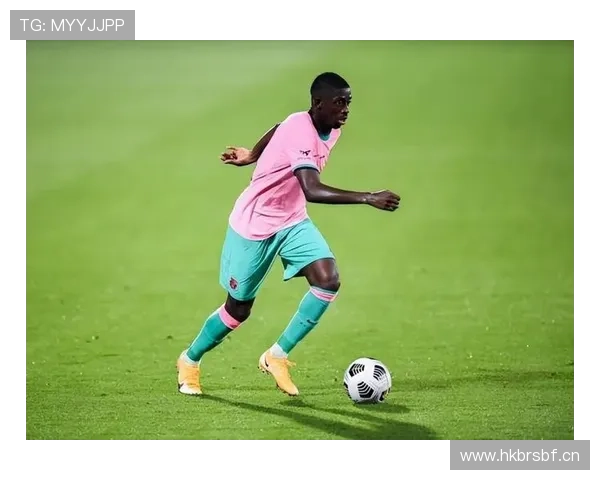 登贝莱的左右脚均衡能力如何体现真实比赛影响？