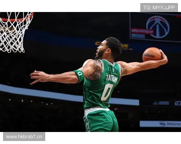 塔图姆通过挡拆制造错位提升得分效率显著拉开球队空间